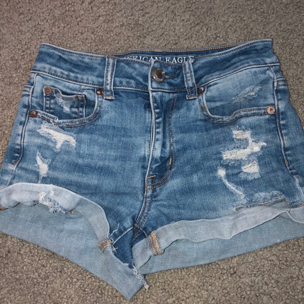 Highwasted jean shorts